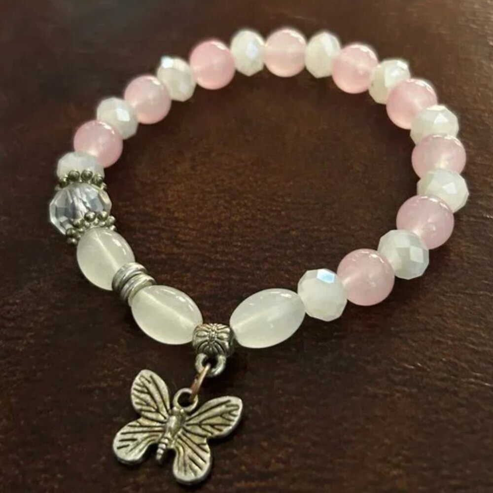 NWOT Vintage Pink Quartz Beaded Butterfly Charm Bracelet - Picture 2 of 4